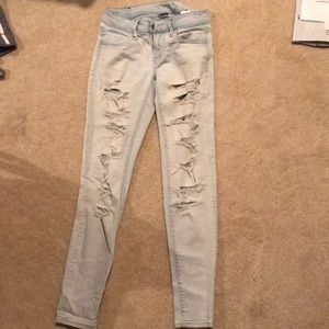 AEO light wash skinny jeans